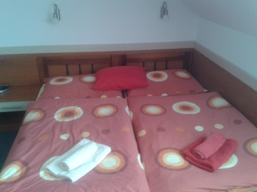 Hotel U Kapra Łaźnie Bělohrad Pokój zdjęcie